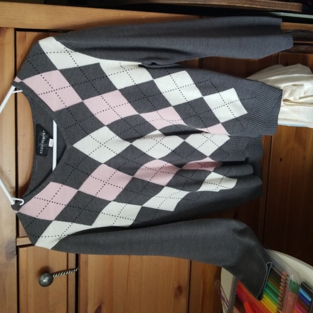 Sweater - Picture 1 of 4